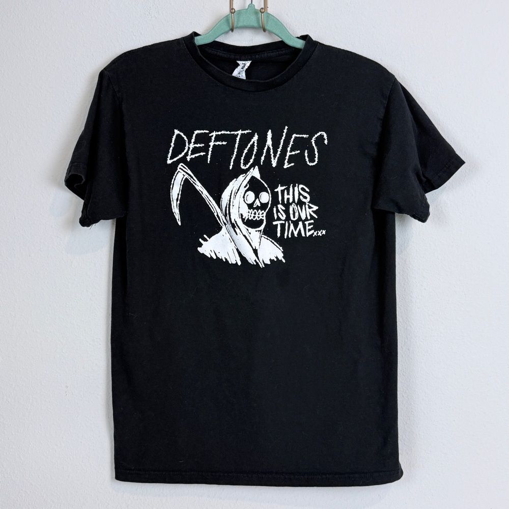 Deftones Hot Topic Black Short Sleeve Graphic T-Shirt Grim Reaper M
